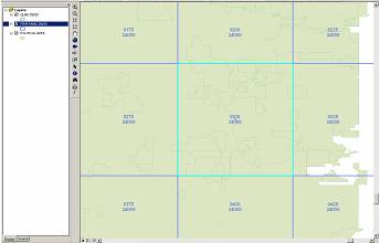 Selecting features to split using the Panel Divider tool in ArcMap